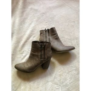 G by Guess Ankle Boots 👢